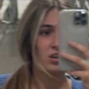 Meet your Posher, Chase